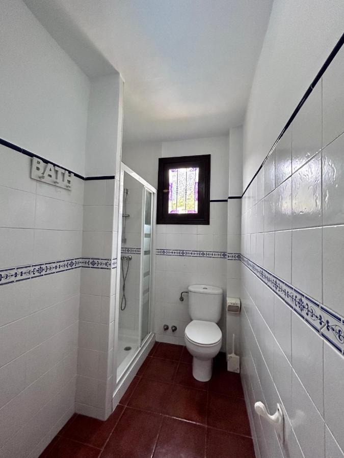 Villa En Frigiliana Con Piscina Y Jacuzzi Bagian luar foto
