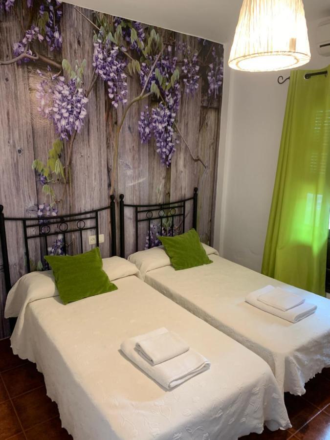 Villa En Frigiliana Con Piscina Y Jacuzzi Bagian luar foto