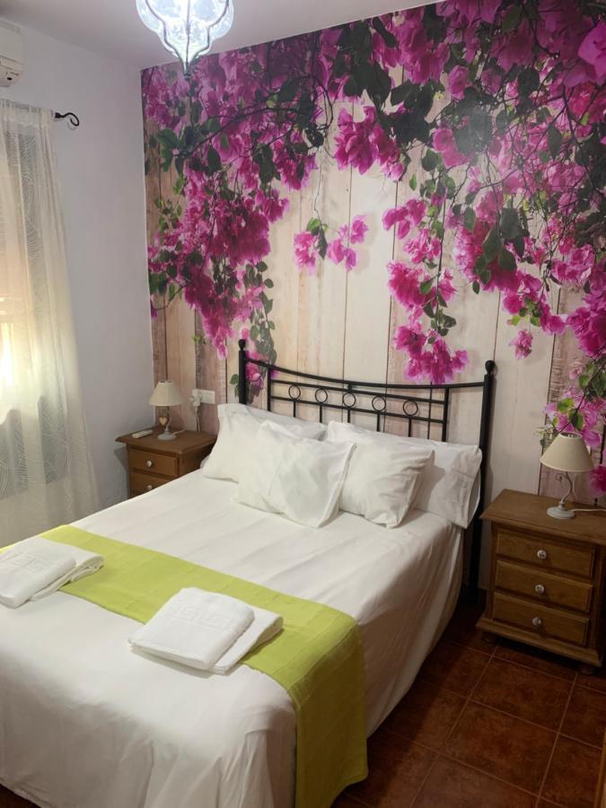 Villa En Frigiliana Con Piscina Y Jacuzzi Bagian luar foto