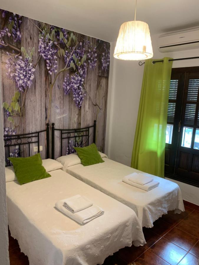 Villa En Frigiliana Con Piscina Y Jacuzzi Bagian luar foto