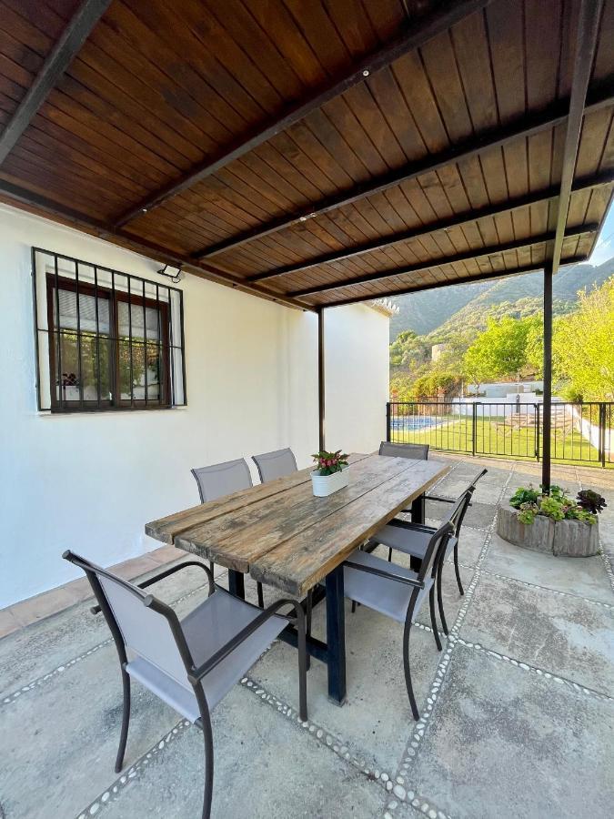 Villa En Frigiliana Con Piscina Y Jacuzzi Bagian luar foto